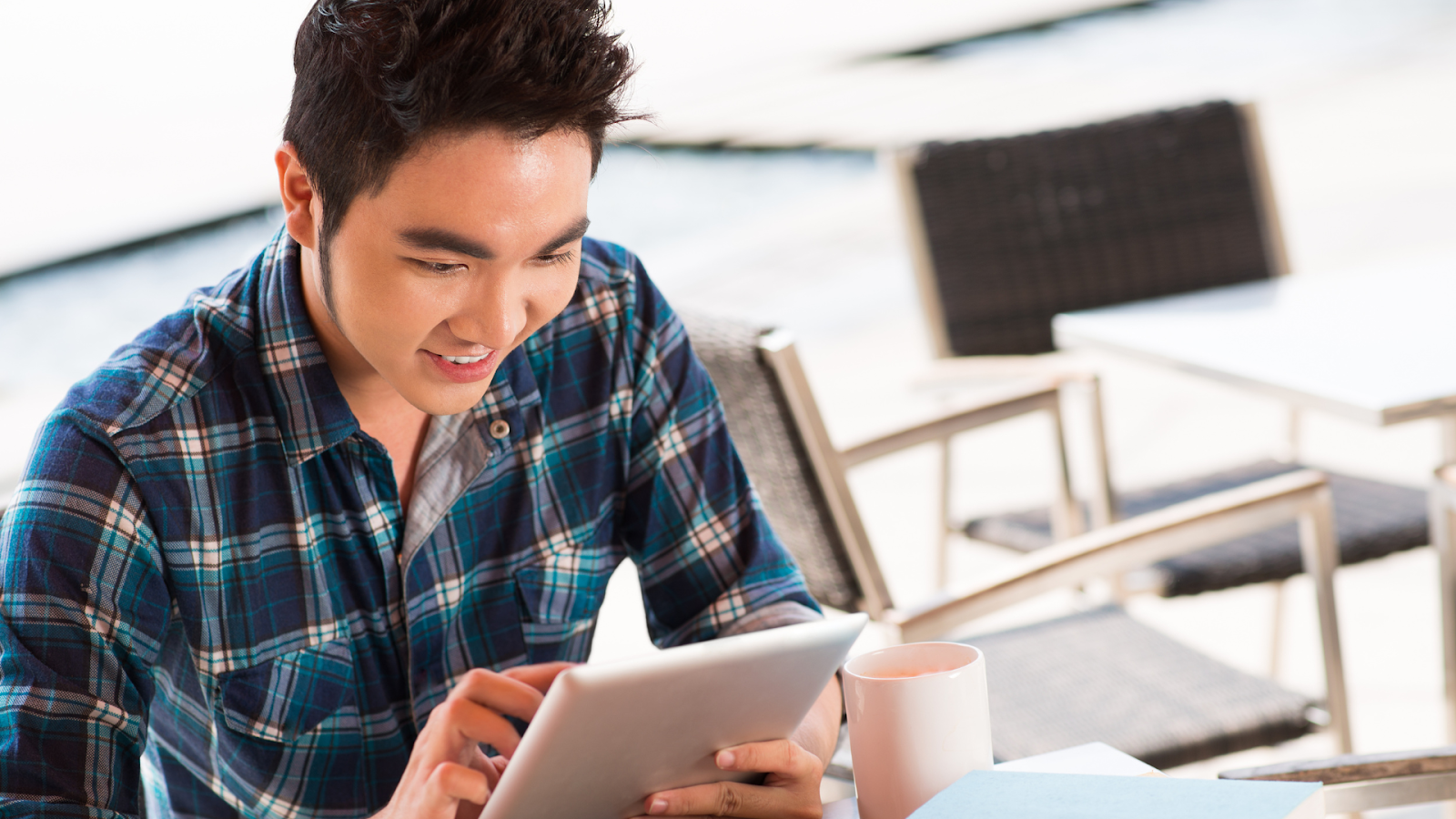  B2B Lead Nurturing GenSales
