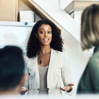 Elevator Pitch Examples: Get Your Buyers Attention
