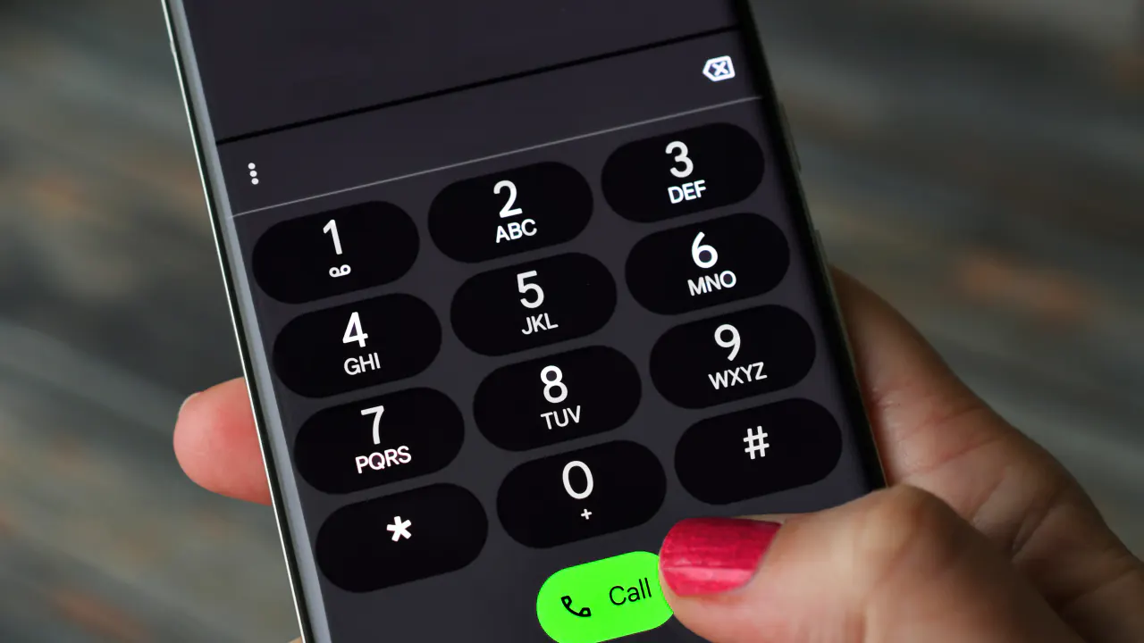 Phone keypad with a green Call button, illustrating click-to-call